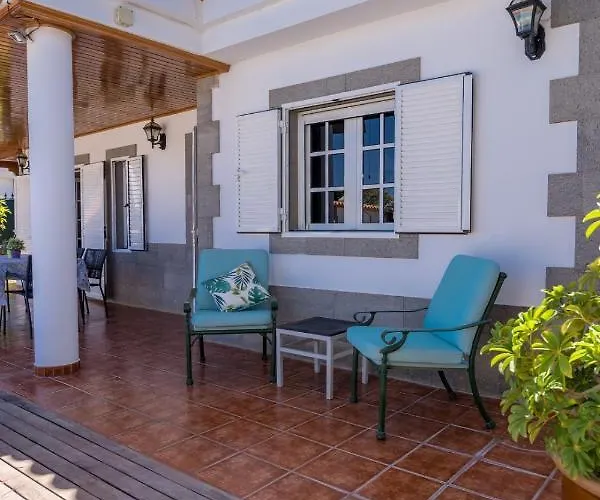 Cosmopolitan En Cerca De Dunas Maspalomas (Gran Canaria)